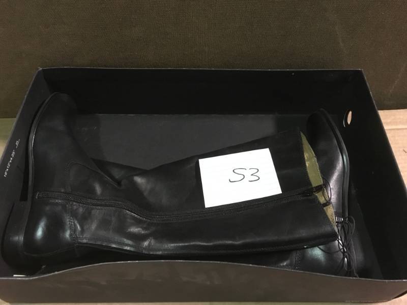 lot 53 image: NWT 299$ Kenneth Cole Womens MEA Round Toe Leather Boots BLK Size US 6.5M not used