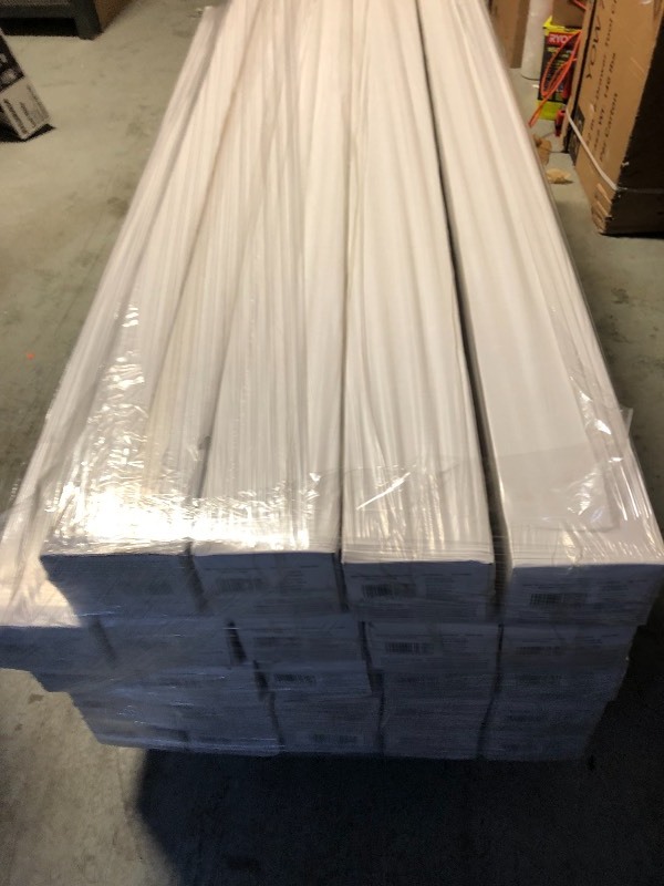 lot 112 image: Home Decorators Collection Wire Brushed Strand Woven Prescott 12 in. T x 5-18 in. W x 72 in. L Solid Bamboo Flooring 24 boxes retail $ 1100 in good conditions