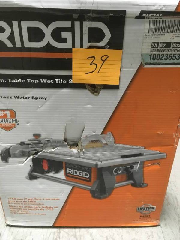 RIDGID 6.5 Amp Corded 7 in. Table Top Wet Tile Saw USED in good condition