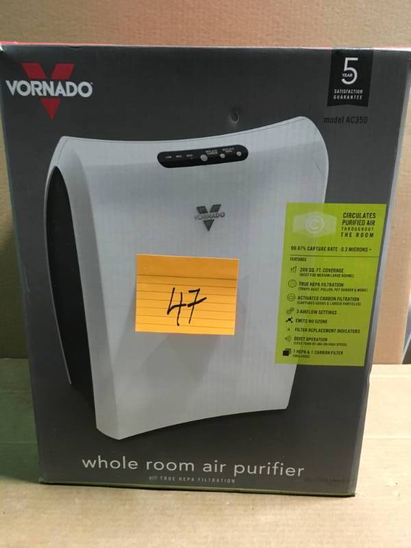 Vornado AC350 True HEPA Whole Room Air Purifier  in like new condition