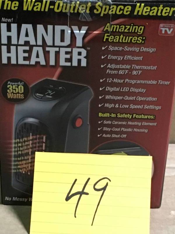 350-Watt Wall Outlet Handy Heater  in like new condition