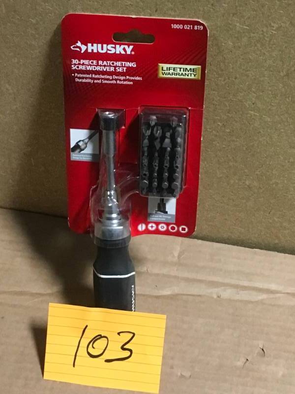 Husky Ratcheting Screwdriver Set (30-Piece)  in like new condition