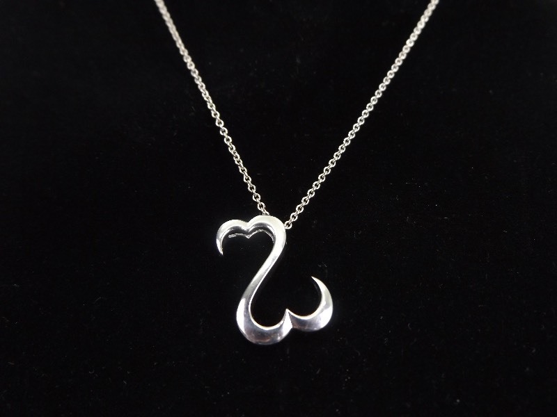 lot 56 image: .925 Sterling Silver Open Hearts Pendant Necklace