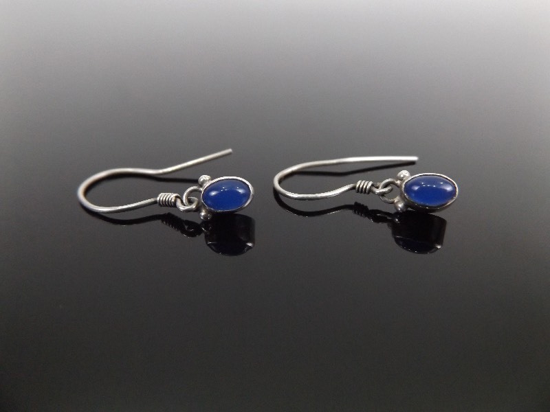 lot 90 image: .925 Sterling Silver Lapis Lazuli Cabochon Earrings