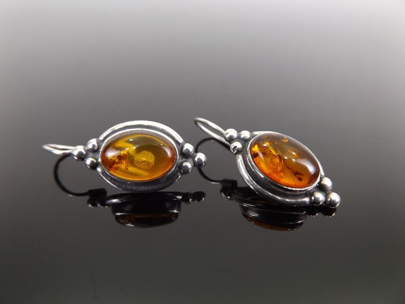 lot 93 image: .925 Sterling Silver Amber Cabochon Earrings