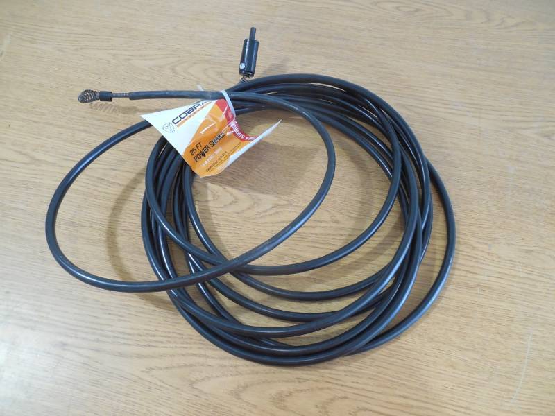 lot 48 image: Cobra 14-in x 25-ft Music Wire Toilet Auger