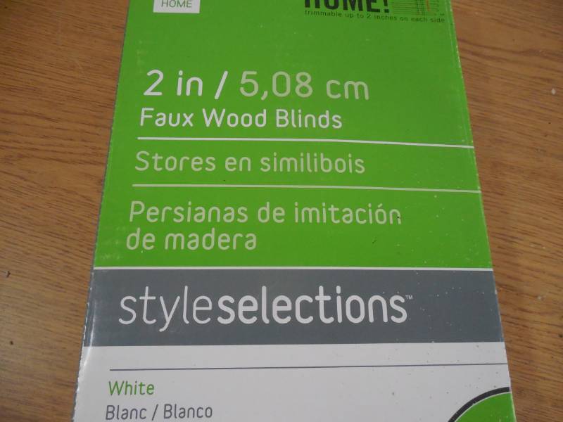 Style Selections 2 In White Faux Wood Blinds Common 23 White Faux Wood Blinds