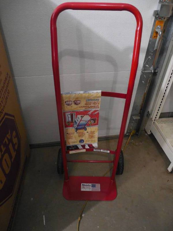 lot 62 image: Milwaukee 300-lb 2-Wheel Red Steel Standard Hand Truck