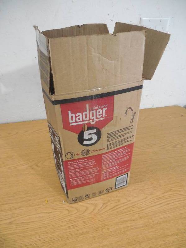 lot 75 image: InSinkErator Badger 5 12-HP Continuous Feed Garbage Disposal