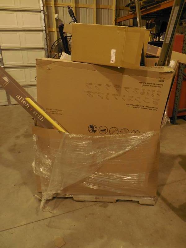 lot 82 image: PALLET LOT OF STORE RETURNS