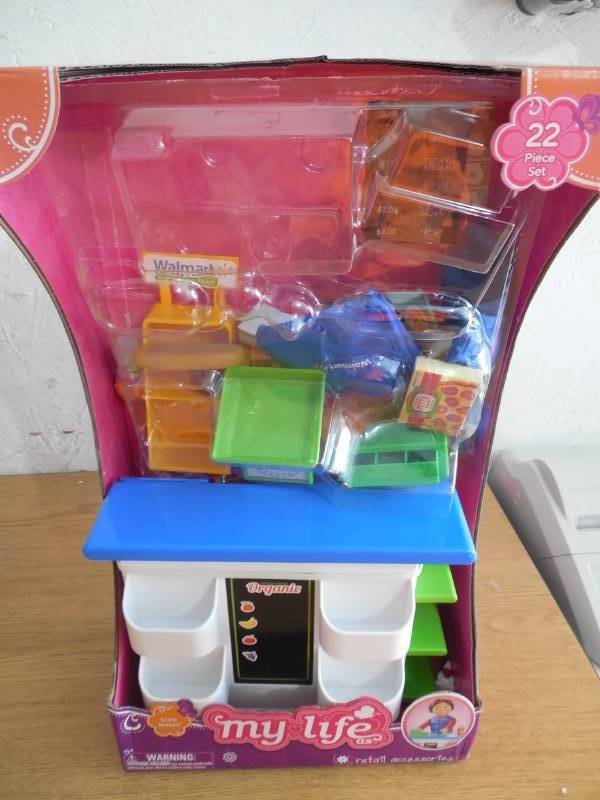 lot 38 image: My Life As Checkland 22 Piece Playset