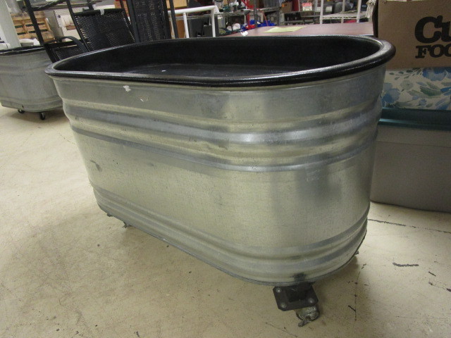 ROLLING METAL TUB COOLER
