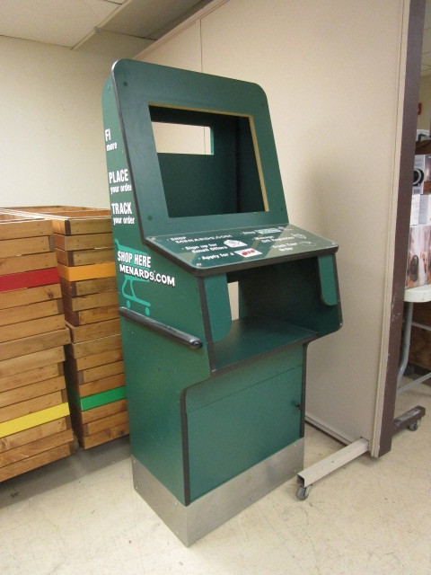 COMPUTER KIOSK