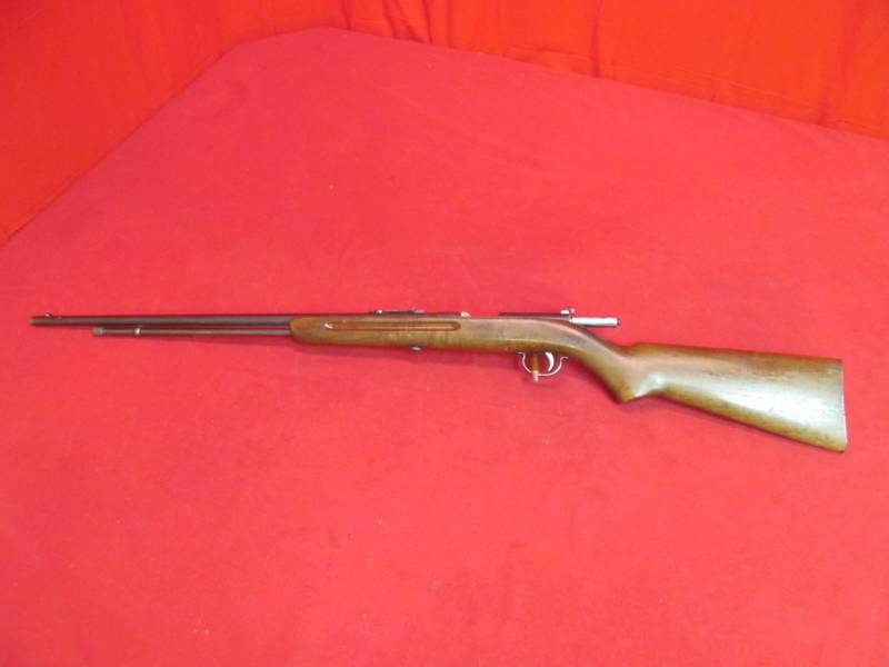 lot 6 image: Firearm