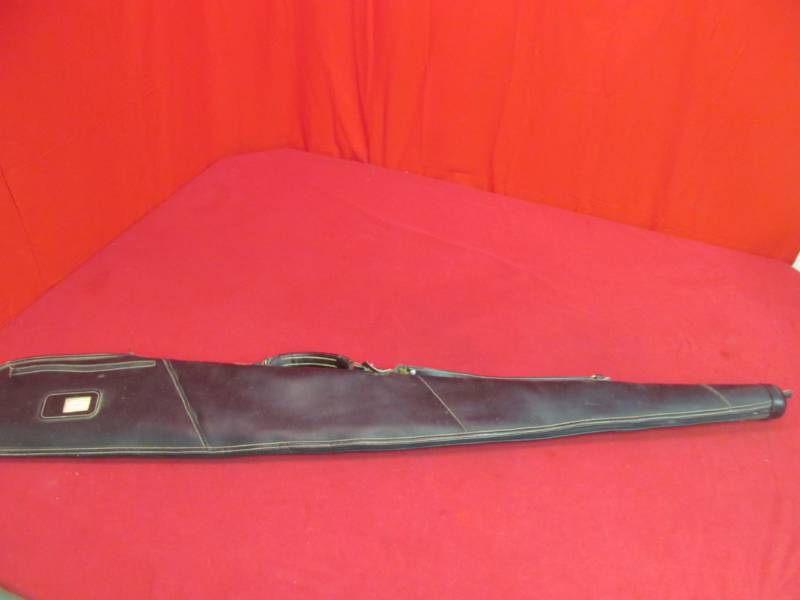 lot 17 image: gun case