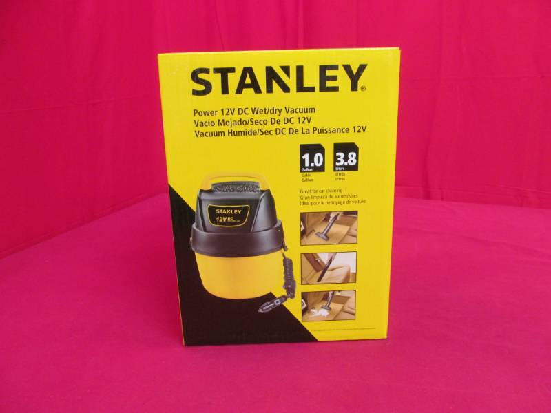 lot 20 image: Stanley wetdry vac
