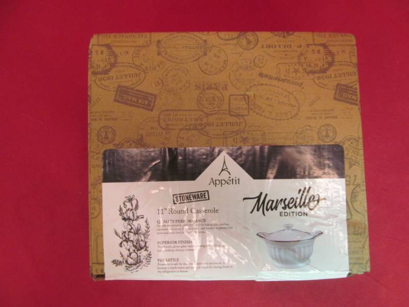 lot 22 image: stoneware casserole dish