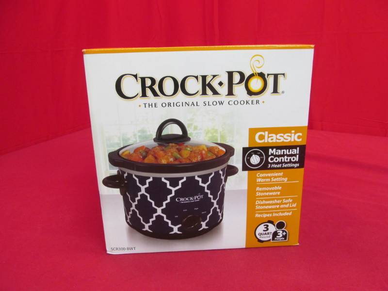 lot 25 image: crockpot