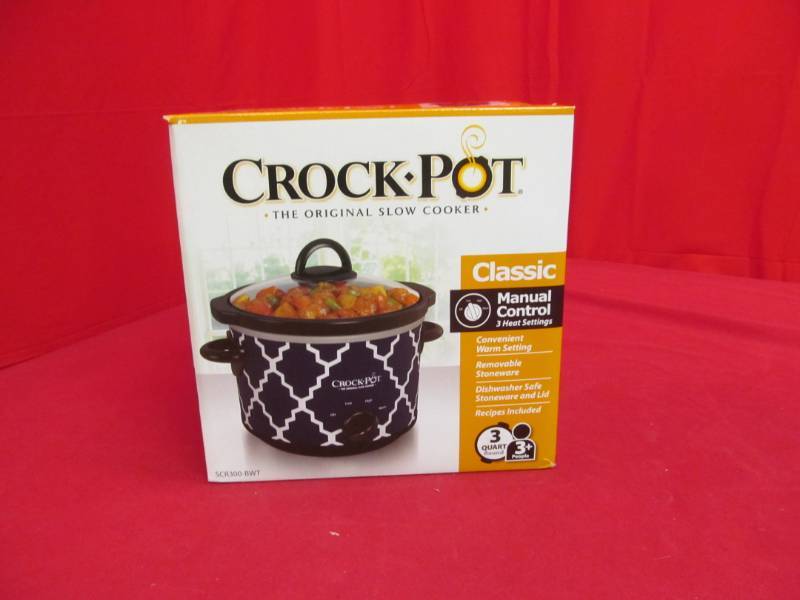 lot 38 image: crockpot