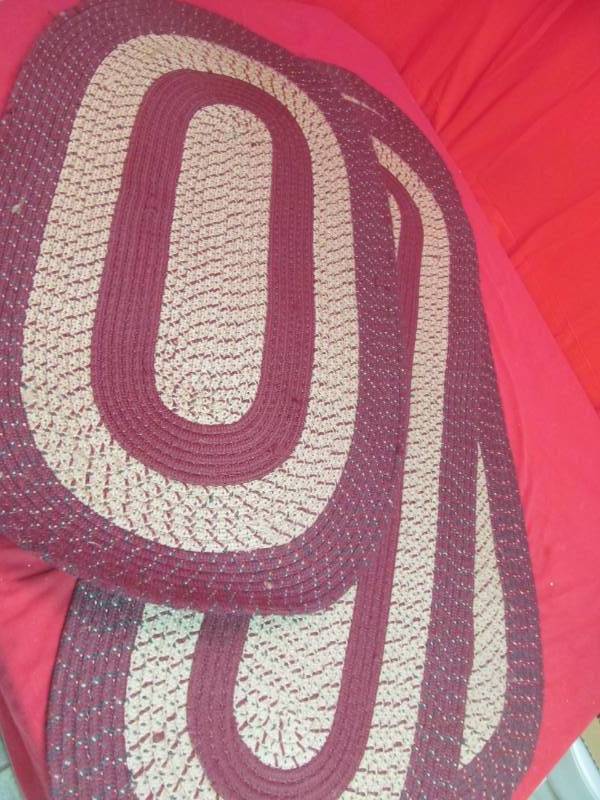 lot 63 image: rug set