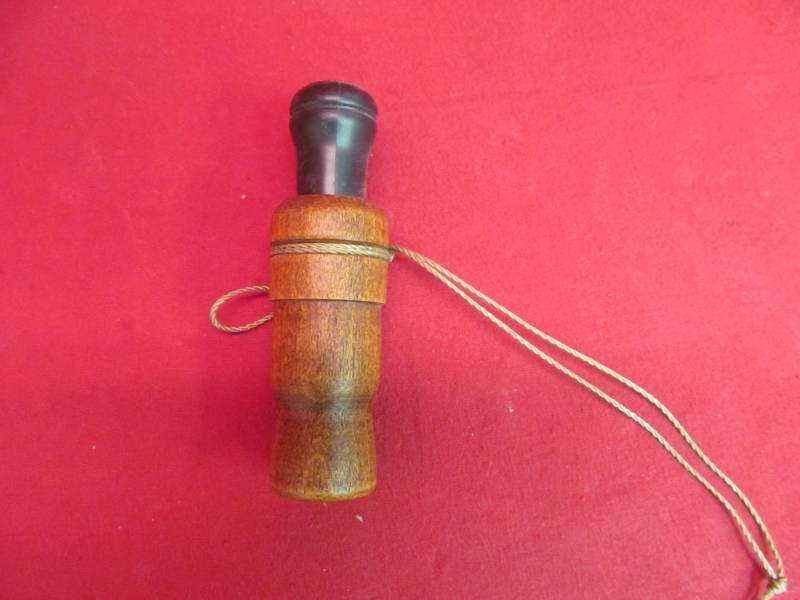 lot 82 image: goose call