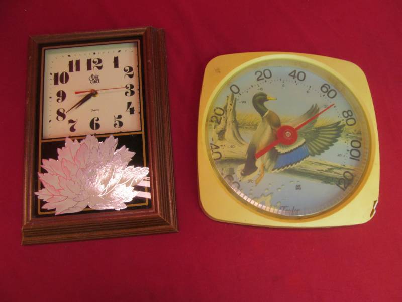 lot 113 image: clock,thermoeter