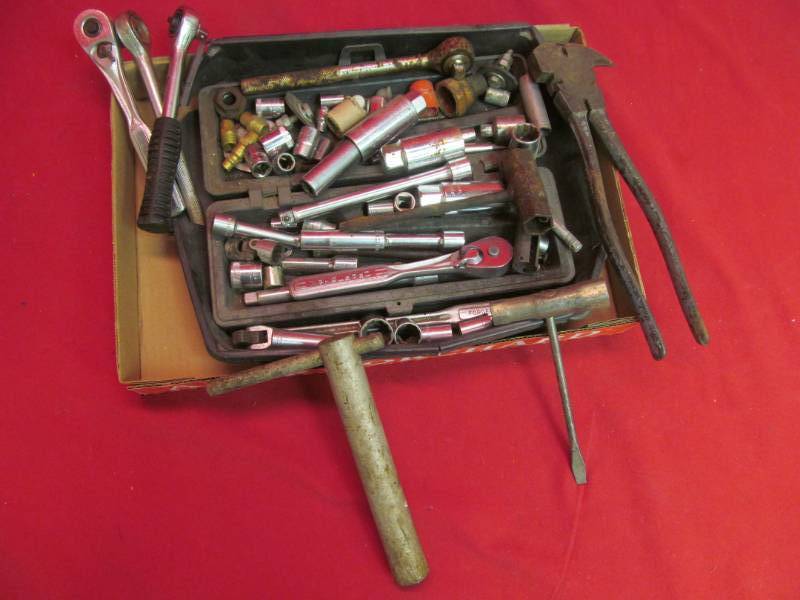 lot 129 image: tools