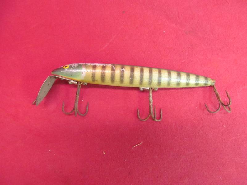 lot 182 image: vintage fishing tackle