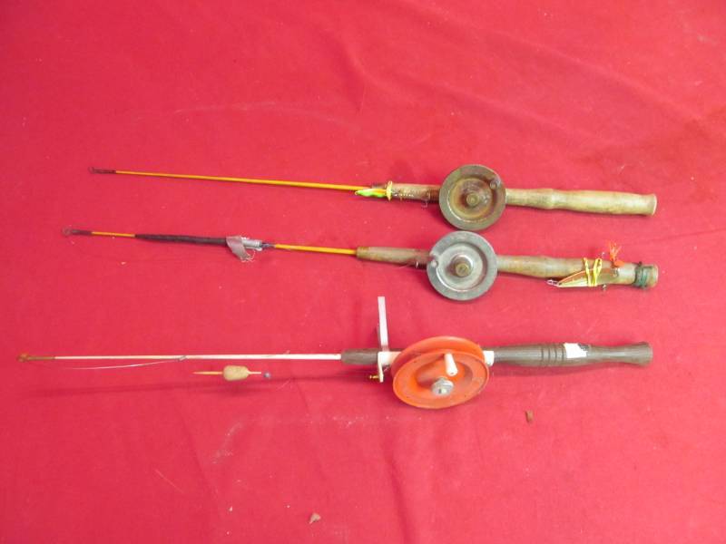 lot 229 image: vintage ice fishing jig sticks