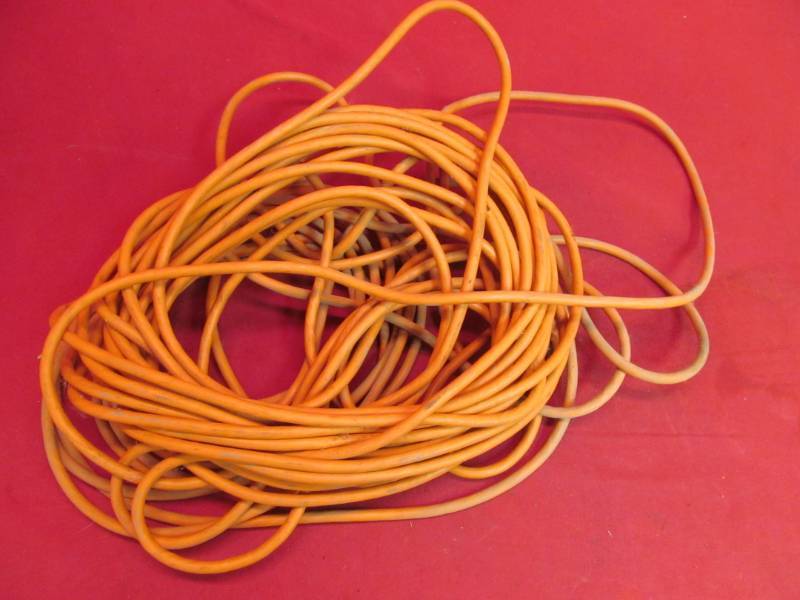 lot 250 image: extension cord