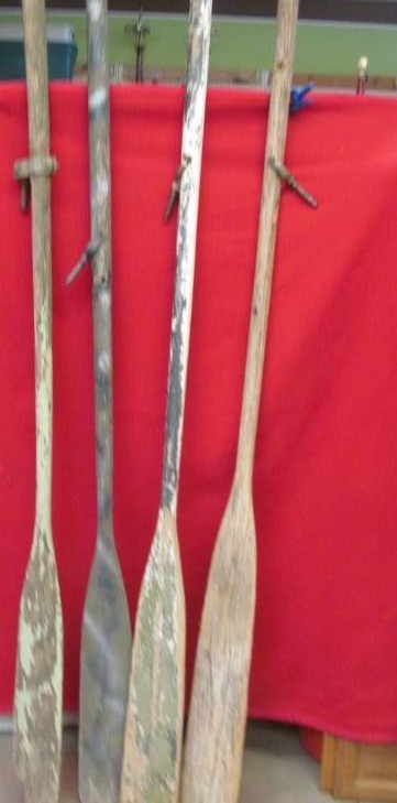 lot 253 image: boat oars