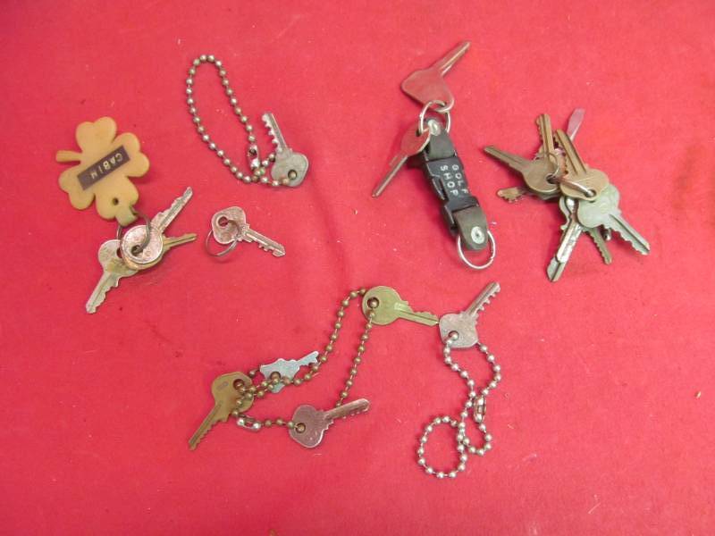 lot 254 image: vintage keys