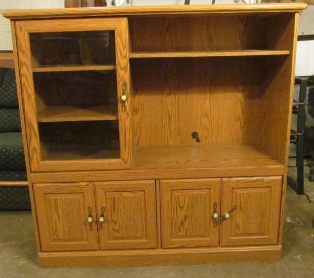 lot 260 image: cabinet