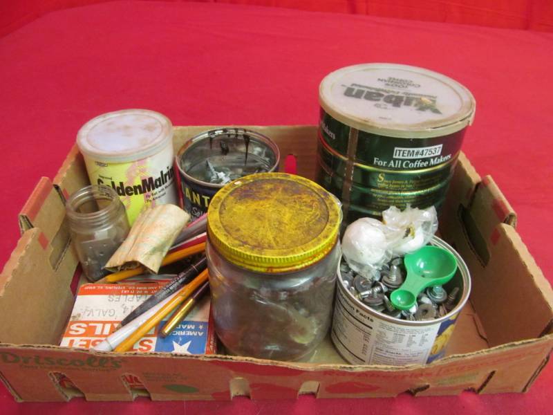 lot 286 image: fasteners