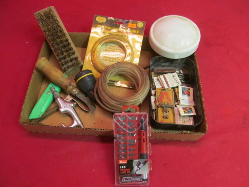 lot 287 image: hardware