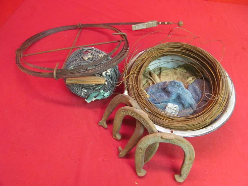 lot 321 image: wire, shoe horses,drainsnake