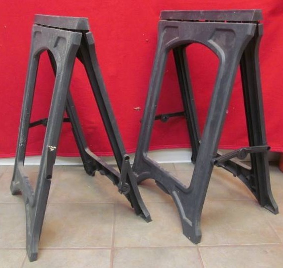 lot 331 image: sawhorse