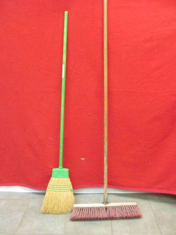 lot 338 image: brooms
