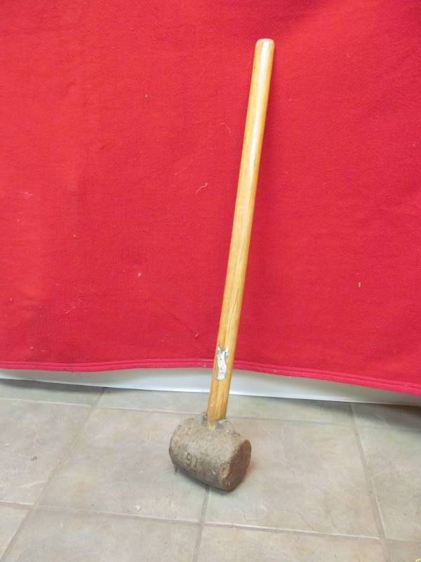 lot 346 image: sledge hammer