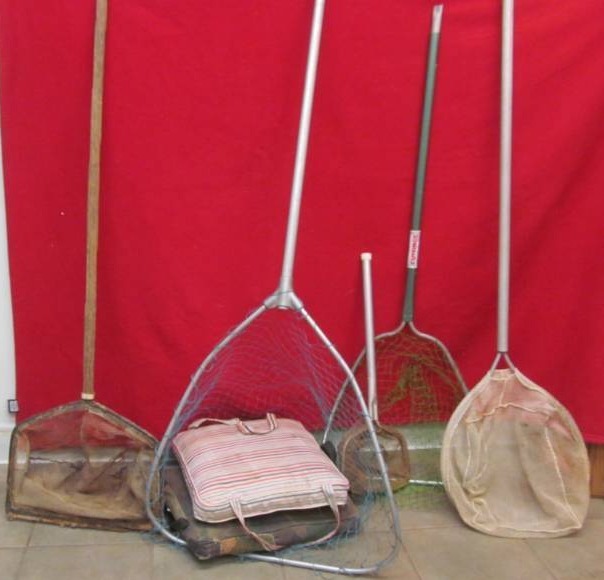 lot 356 image: nets, floatation devices