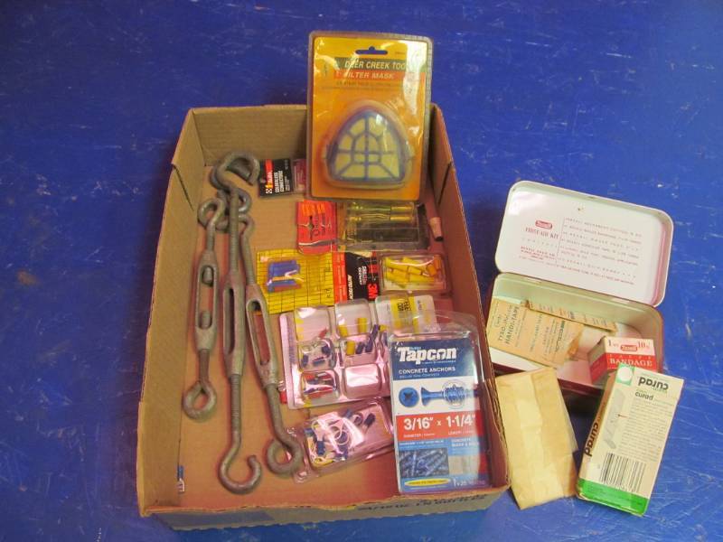 lot 152 image: fasteners