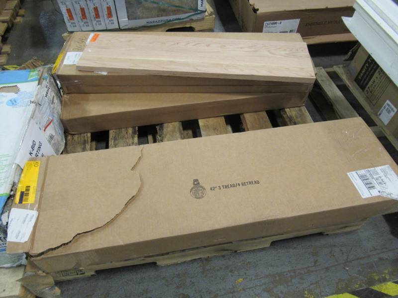 lot 41 image: Stairtek 1 in. x 11.5 in. x 42 in. Unfinished Solid Builder Grade Red Oak Tread, BTROC1142