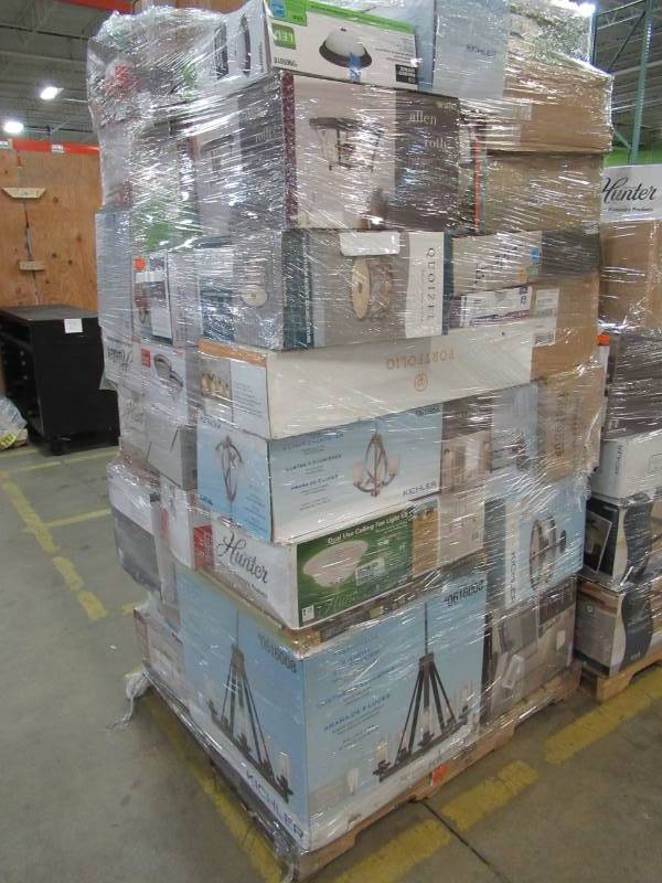 lot 43A image: WHOLESALE MIXED PALLET OF RETURNS - LIGHTING