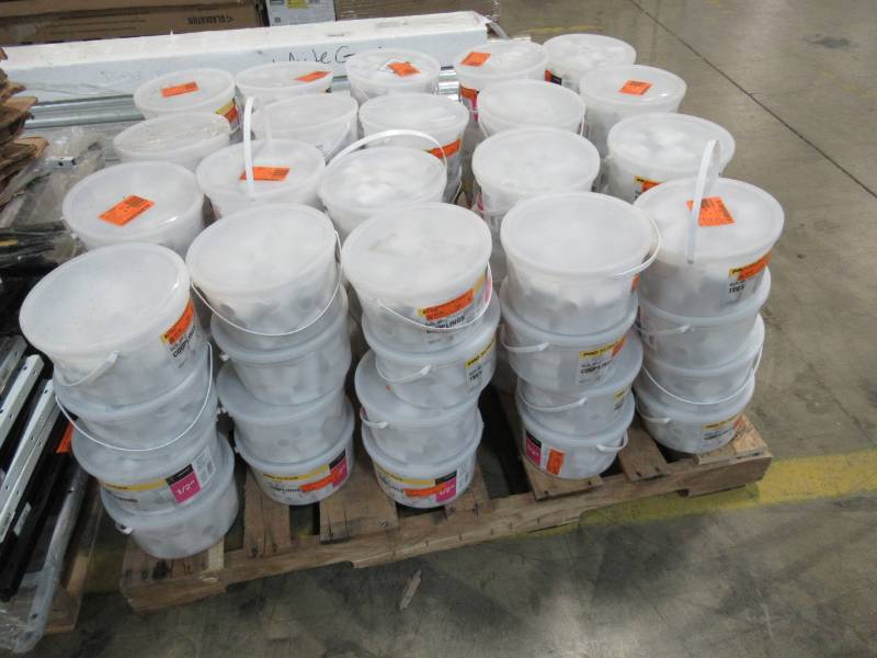 lot 51 image: Plumbers Pallet Of Tees (12), Elbows (12) And Couplings (12 & 34). Approximately 80 Containers