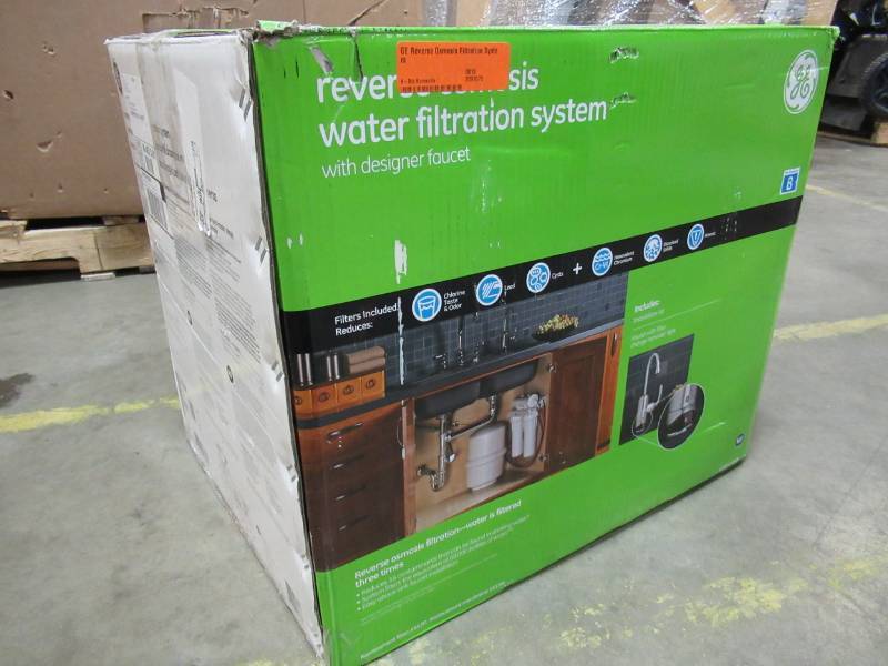 lot 102 image: GE Reverse Osmosis Filtration System, GXRM10RBL