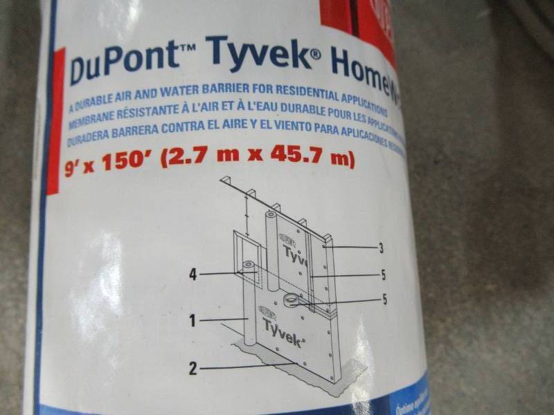 lot 64 image: 1 Roll of DuPont Tyvek 9-ft x 150-ft House Wrap D13499991