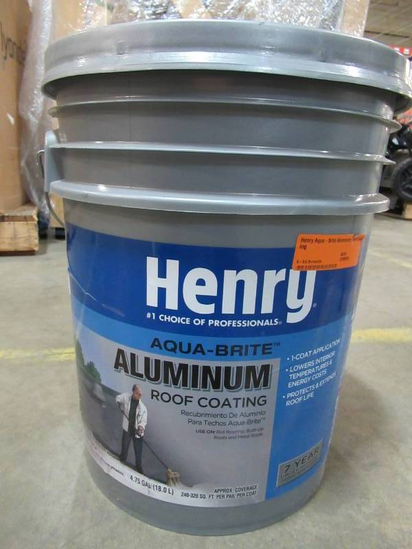 lot 133 image: Henry Aqua-Brite Aluminum Roof Coating, HE558178