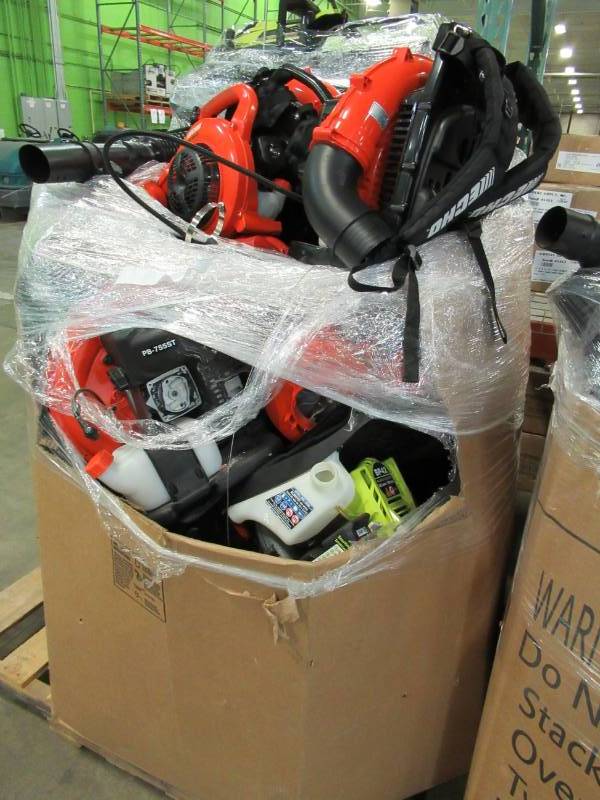 lot 153 image: WHOLESALE MIXED PALLET OF RETURNS - BACKPACK AND HANDHELD LEAF BLOWERS