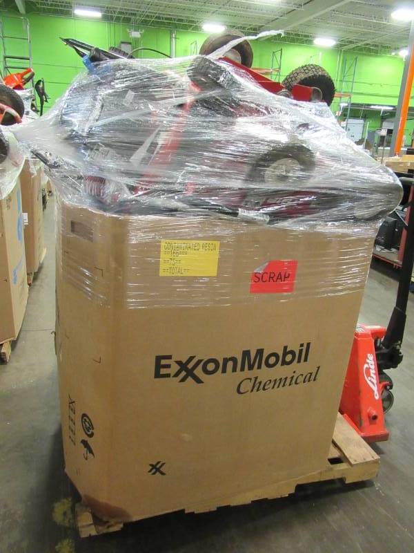 lot 161 image: WHOLESALE MIXED PALLET OF RETURNS - LAWN MOWERS & AERATORS