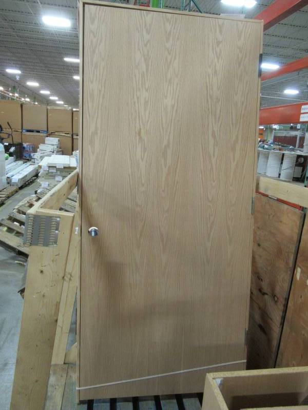 lot 173 image: Reliabilt Oak Hollow Core Door, 36 X 80, Left Handed Swing, 687696